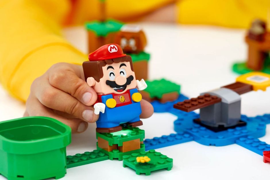 LEGO Super Mario Starter Set