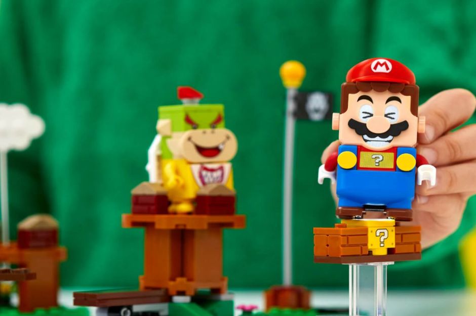 LEGO Super Mario Starter Set